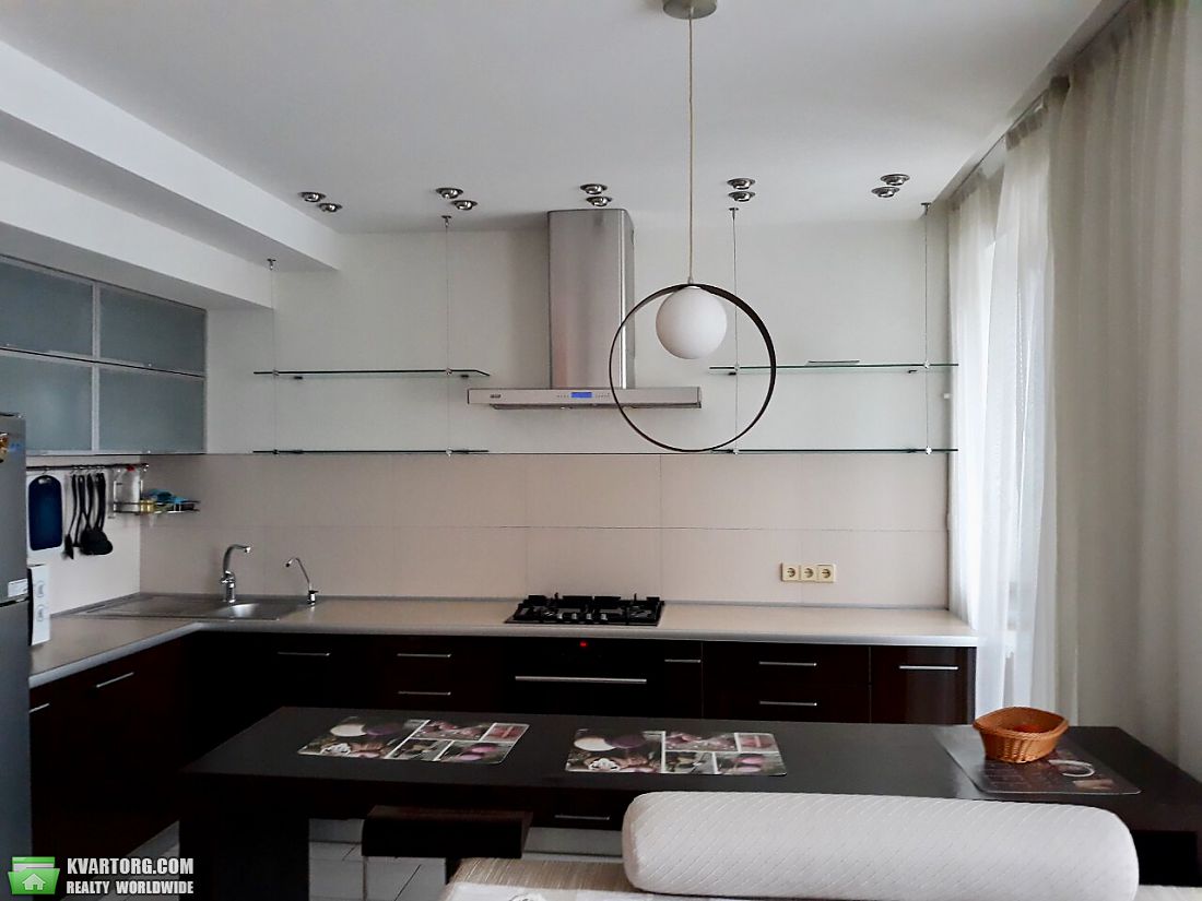 Rent out 3-room apartment. Киев, Лобановского — photo 7