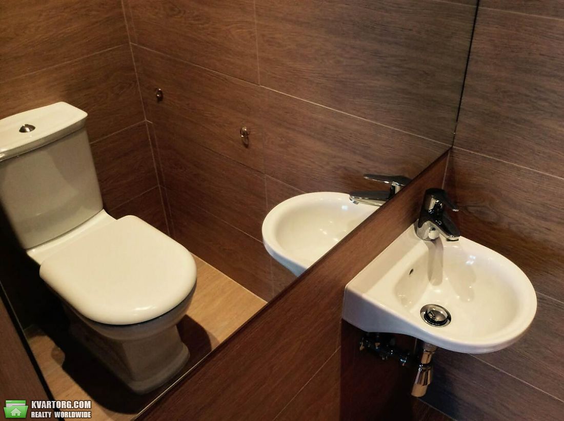 Rent out 3-room apartment. Киев,  Лебедева-Кумача — photo 9
