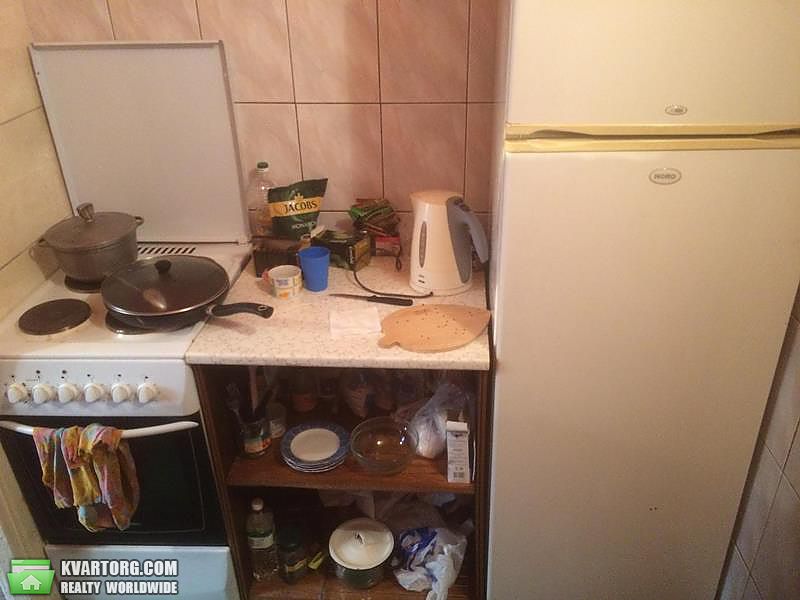 Sell 1-room apartment. Киев,  Автозаводская — photo 3