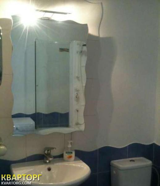 Rent out 2-room apartment. Киев,  Довженко — photo 6