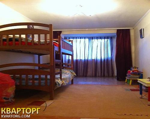 Rent out 2-room apartment. Киев,  40-летия Октября просп — photo 3