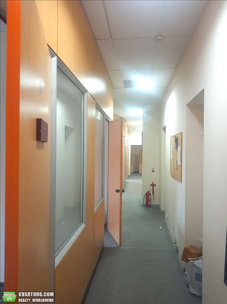 Rent out office. Киев,  Жилянская — photo 3