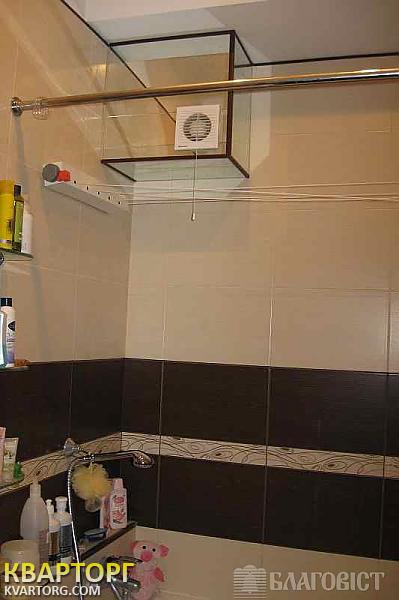 Sell 2-room apartment. Киев,  Почайнинская — photo 8