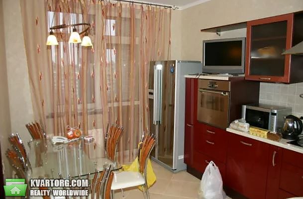 Rent out 3-room apartment. Киев,  Щорса — photo 4