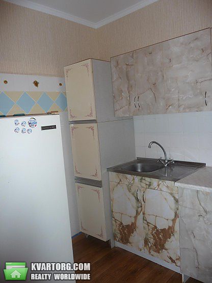 Rent out 3-room apartment. Киев,  Печенежская — photo 6