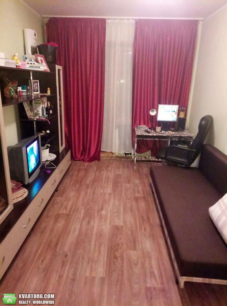 Sell 1-room apartment. Киев,  Приречная — photo 2