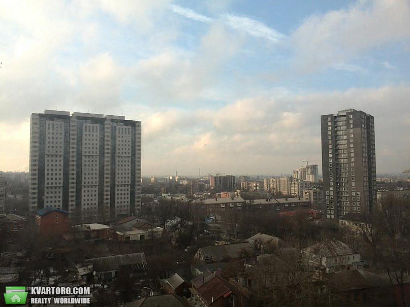 Sell 4-room apartment. Днепропетровск, Херсонская — photo 1