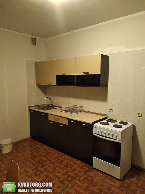 Rent out 1-room apartment. Киев,  Срибнокильская — photo 1