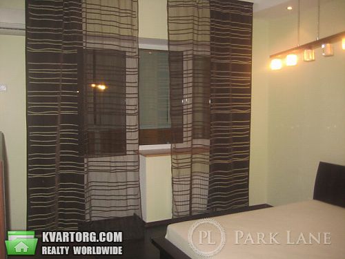 Sell 2-room apartment. Киев, Чорновола — photo 1