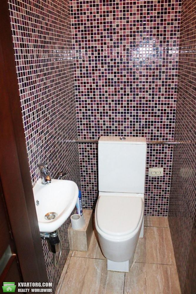 Rent out 4-room apartment. Киев,  Толстого — photo 5