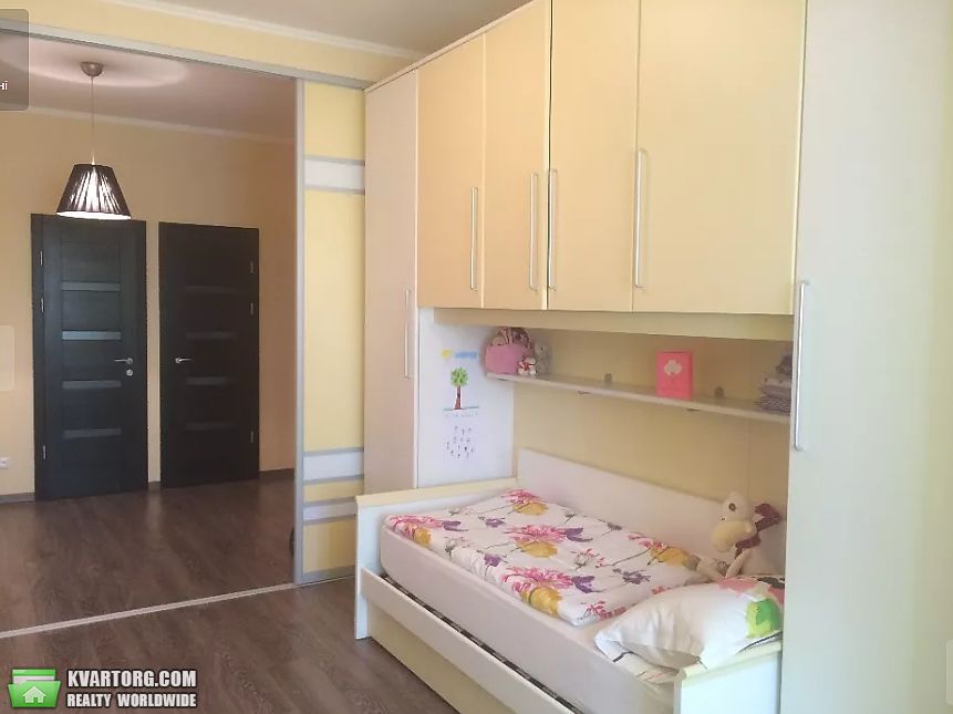 Rent out 3-room apartment. Киев,  Саксаганского — photo 3