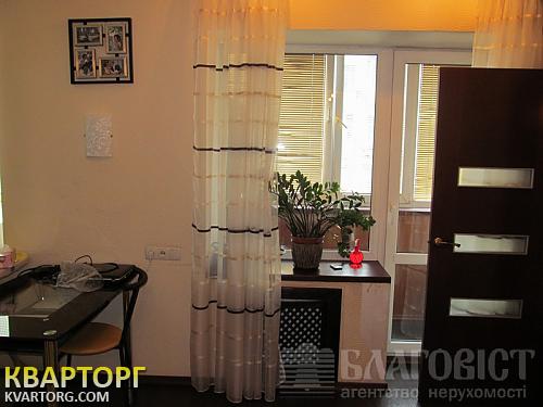 Sell 2-room apartment. Киев,  Саксаганского — photo 3