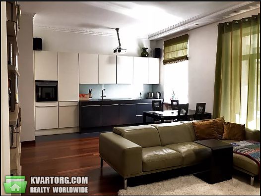Rent out 2-room apartment. Киев,  Жилянская — photo 4