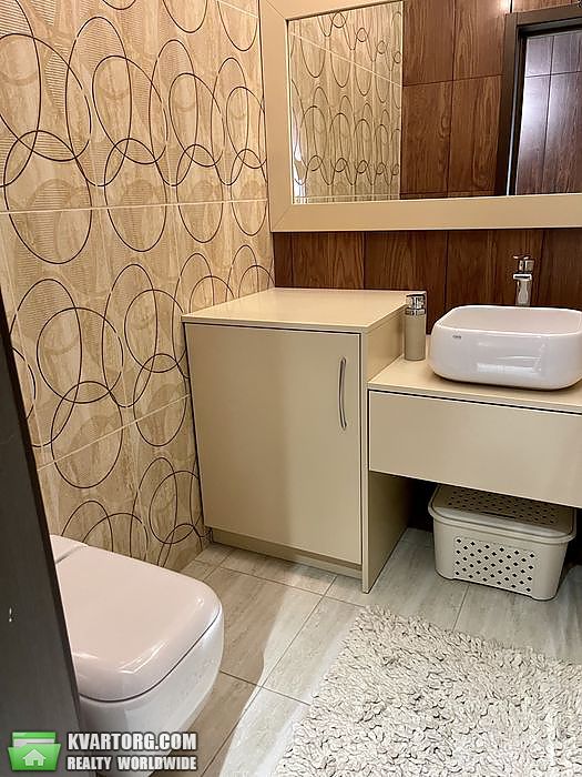 Rent out 3-room apartment. Киев, Коновальца — photo 9