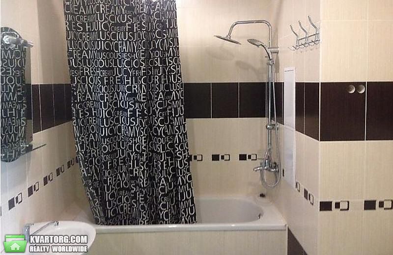 Rent out 3-room apartment. Киев,  Ломоносова — photo 9