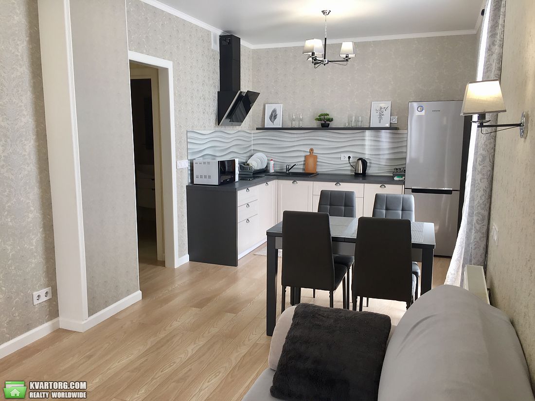 Rent out 2-room apartment. Киев, Регенераторная — photo 2