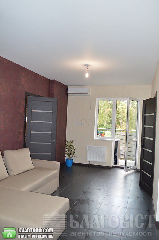 Sell 3-room apartment. Киев,  Метрологическая — photo 2