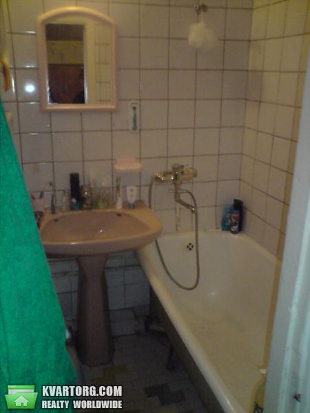 Sell 2-room apartment. Киев, Бучмы амвросия ул. — photo 1