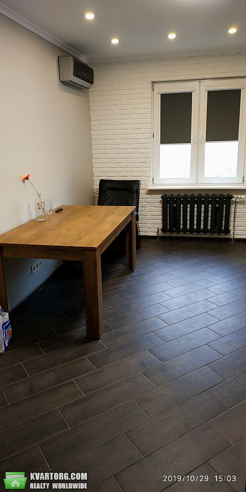 Rent out 2-room apartment. Киев,  Урловская — photo 4