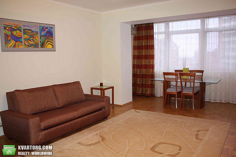 Rent out 3-room apartment. Киев,  Леси Украинки бул — photo 3