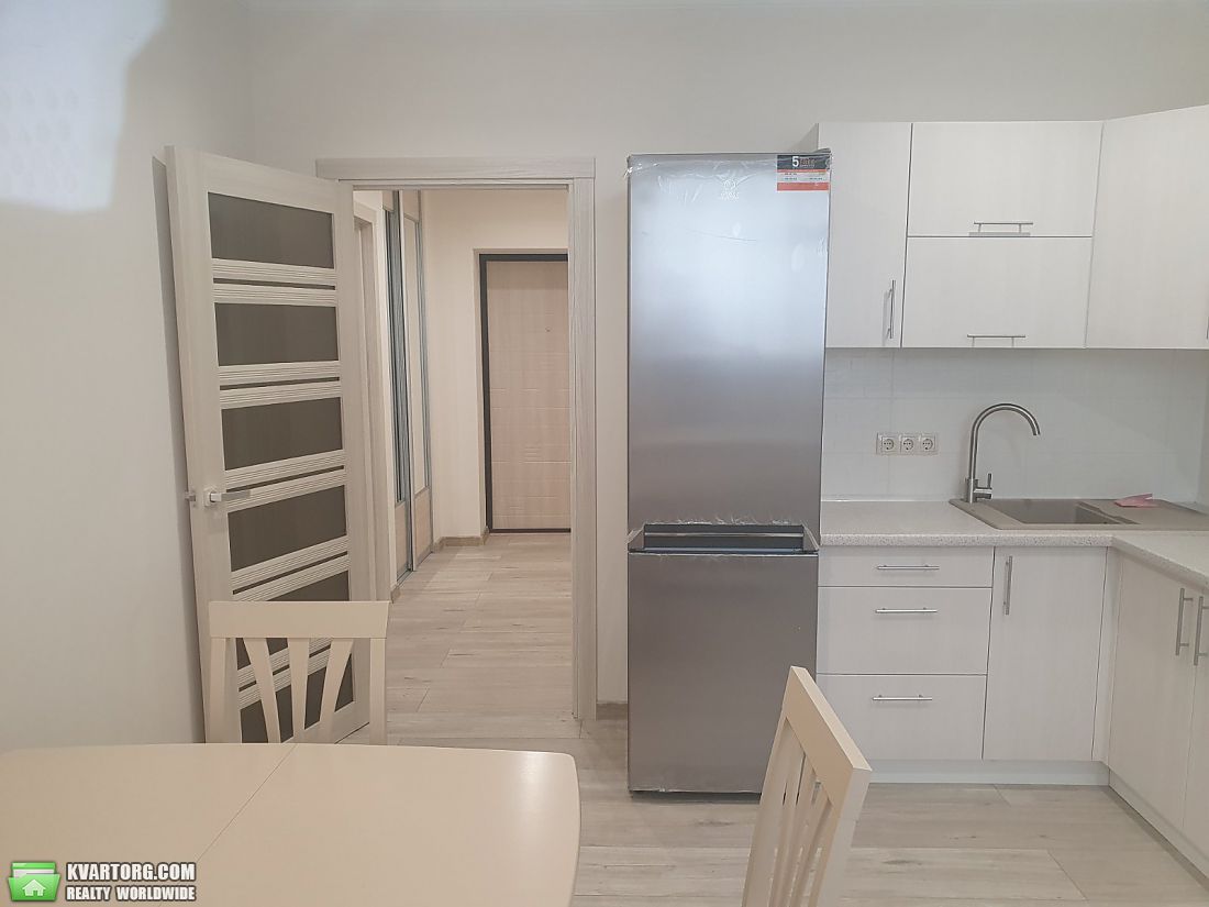 Rent out 1-room apartment. Киев,  Глушкова пр — photo 4