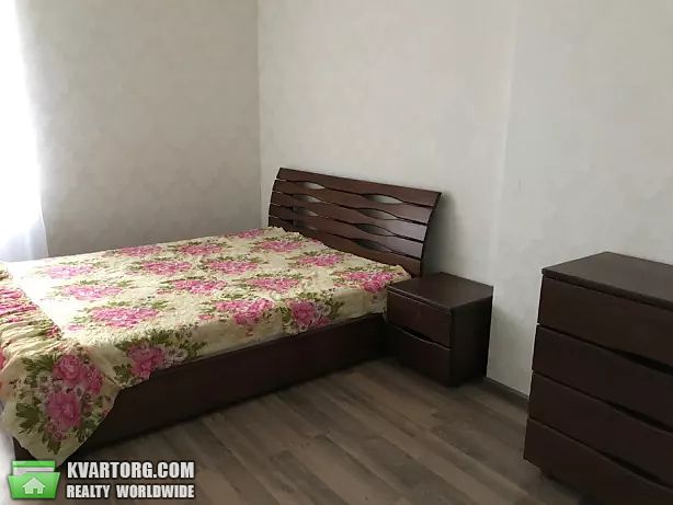 Rent out 2-room apartment. Киев,  Анни Ахматової — photo 1
