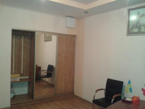 Sell office. Львов, Вітовського — photo 5