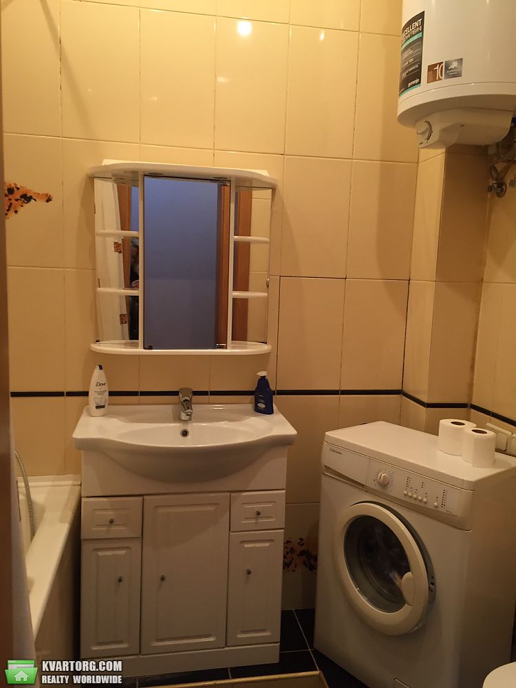 Sell 3-room apartment. Киев,  Андрющенко — photo 1