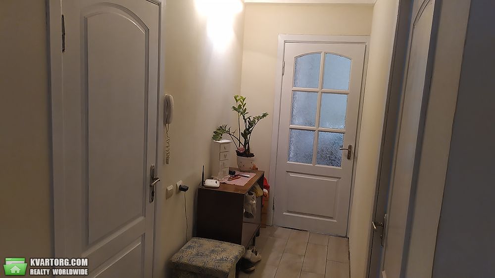 Sell 2-room apartment. Киев,  Энтузиастов — photo 3