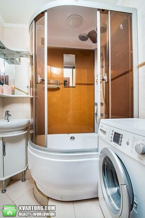 Sell 3-room apartment. Киев,  Лайоша Гавро — photo 2