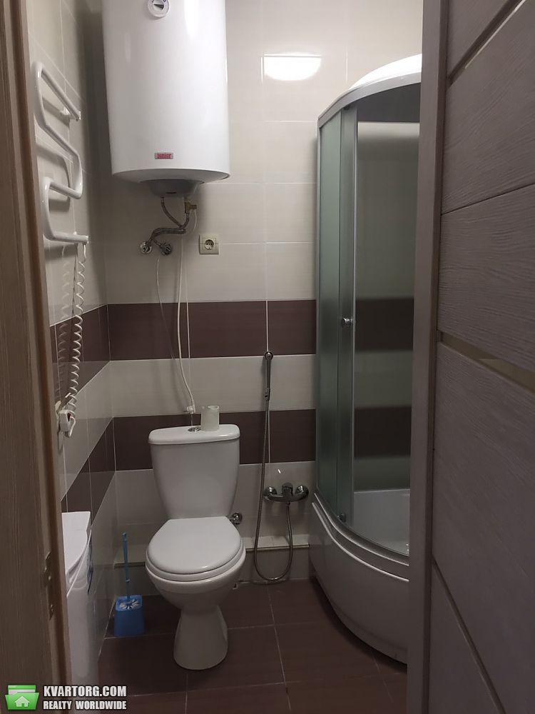 Rent out 1-room apartment. Киев,  Крушельницкой — photo 5