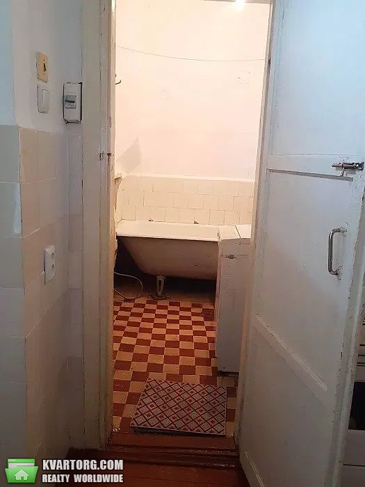 Rent out 1-room apartment. Львов, Ужгородська — photo 2