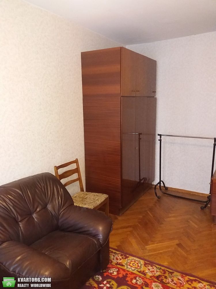 Rent out 2-room apartment. Киев, Вацлава Гавела — photo 4