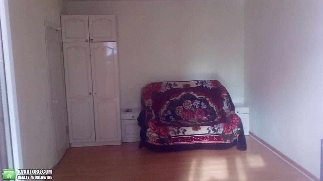 Rent out 1-room apartment. Киев,  Драгоманова — photo 3