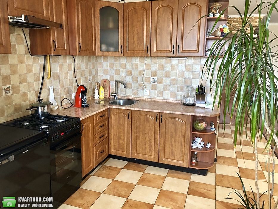 Sell 3-room apartment. Киев,  Сеноманский пер — photo 1