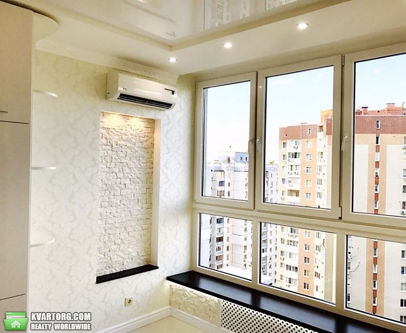 Sell 1-room apartment. Киев,  Драгоманова — photo 9