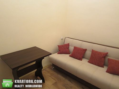 Rent out 2-room apartment. Киев, Михайловская — photo 4