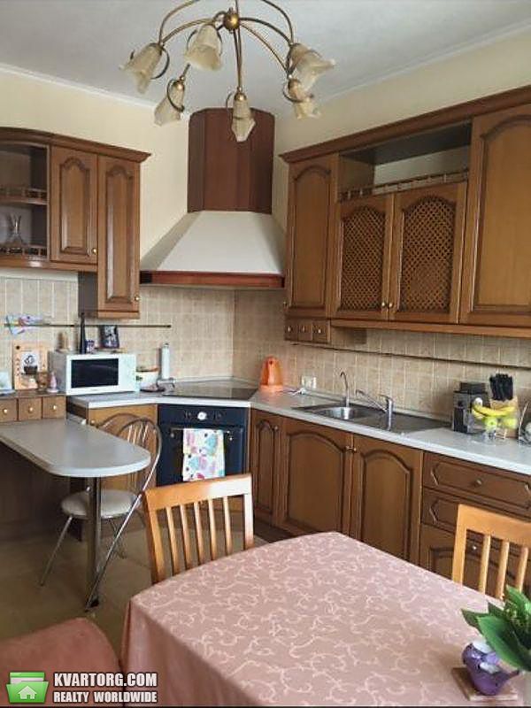 Rent out 2-room apartment. Киев,  Тверская — photo 1