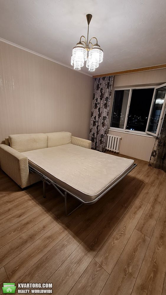 Rent out 2-room apartment. Киев, Вершигоры Петра ул. — photo 10