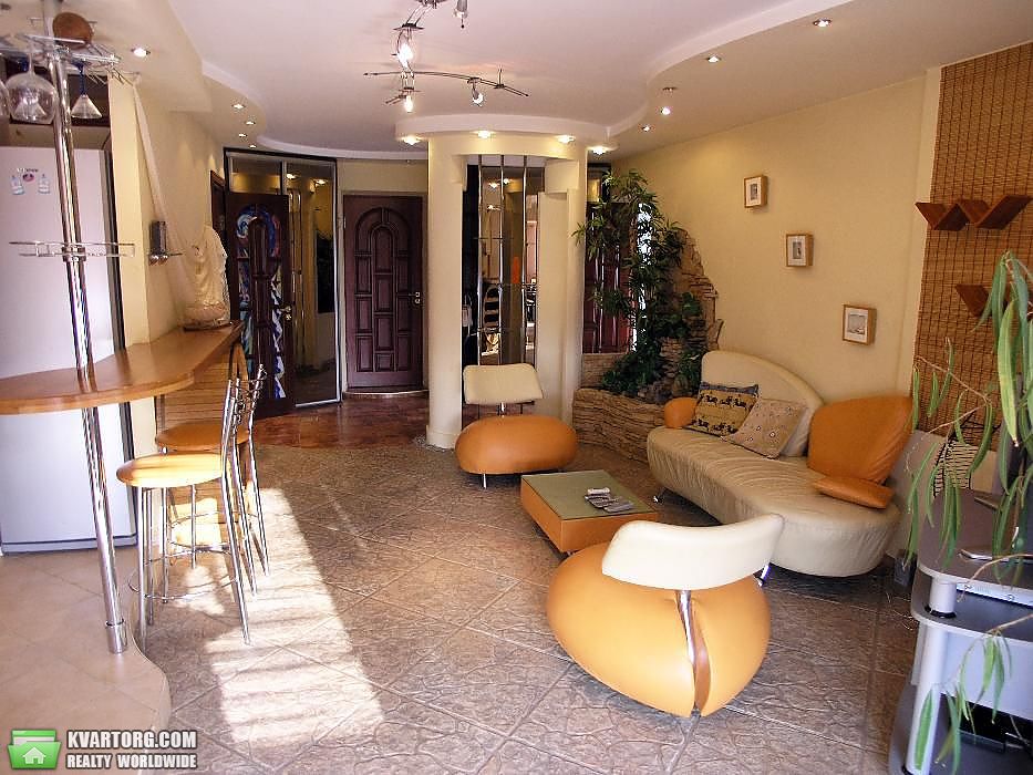 Sell 2-room apartment. Киев,  Выборгская — photo 2