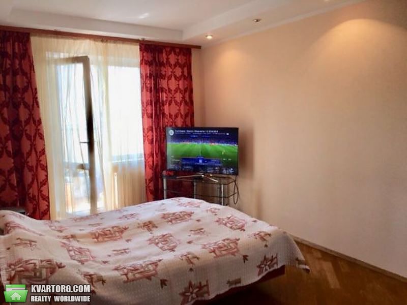 Sell 3-room apartment. Киев,  Северная — photo 5