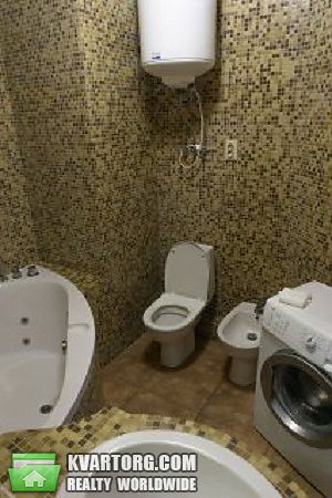 Rent out 3-room apartment. Киев, Регенераторная — photo 8