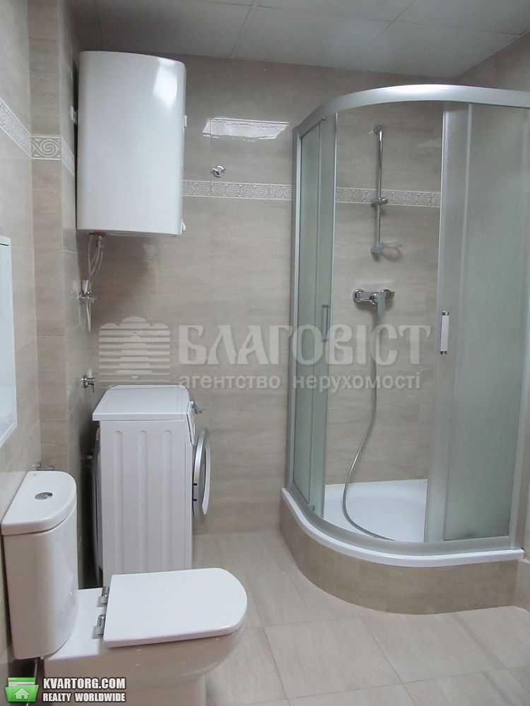 Rent out 3-room apartment. Киев,  Драгомирова — photo 10