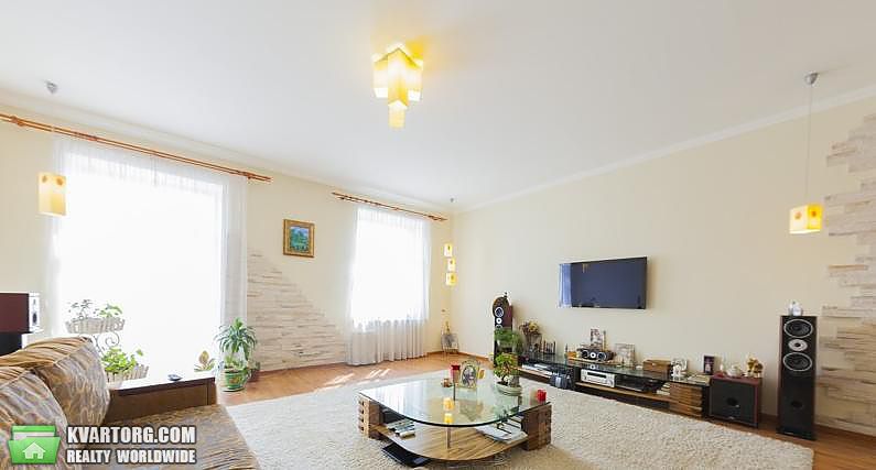 Sell 3-room apartment. Киев,  Бессарабская пл — photo 1