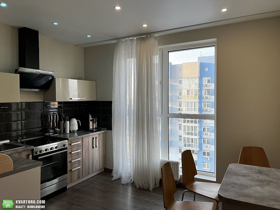 Sell 1-room apartment. Киев,  Богдановская — photo 2