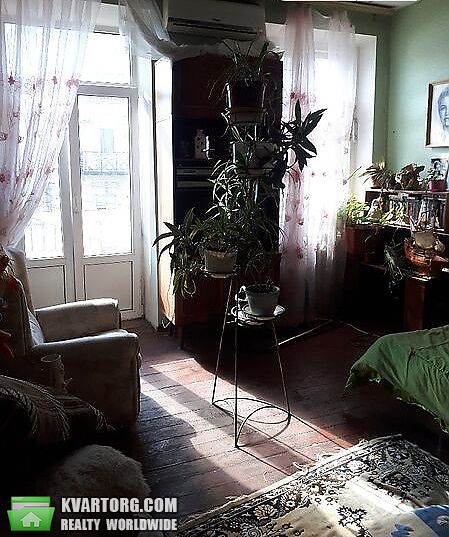 Sell 2-room apartment. Киев,  Спасская — photo 3