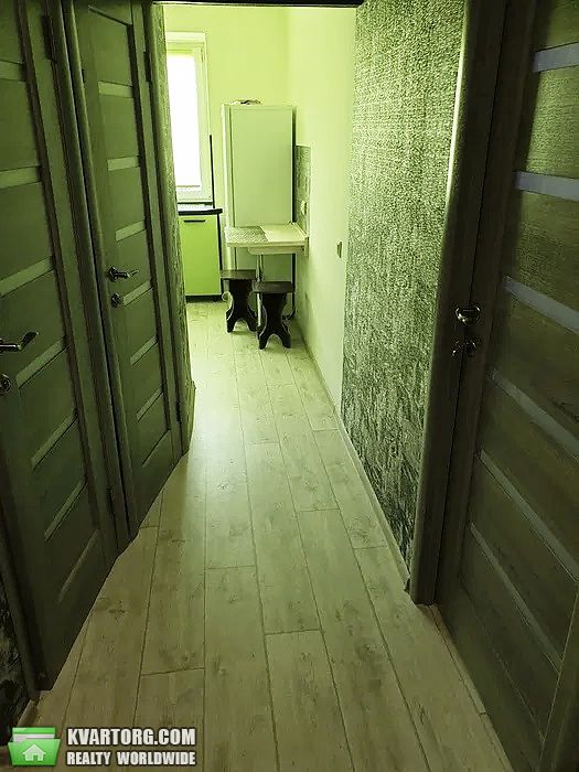 Rent out 2-room apartment. Львов, Роксоляни — photo 3