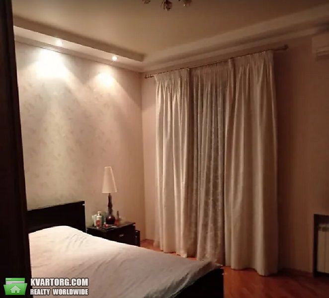 Sell 4-room apartment. Киев, Довнар-Запольского — photo 1