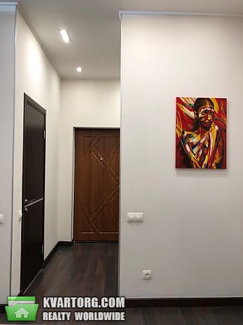 Rent out 1-room apartment. Киев,  Жилянская — photo 8