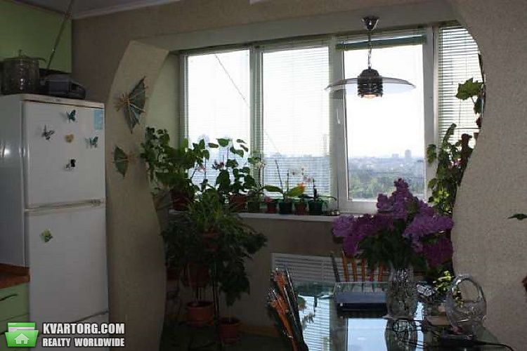 Sell 3-room apartment. Киев,  Уборевича — photo 1